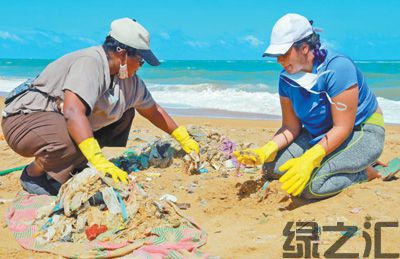 加强塑料污染治理 共同守护海洋生态