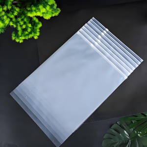<strong>绿之汇 PE3000 厌氧生物降解母粒：助力出口聚乙烯服装袋的绿色变革</strong>